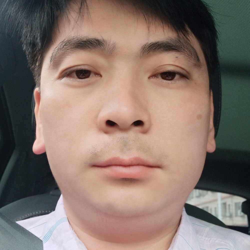 乾坤大哥的照片