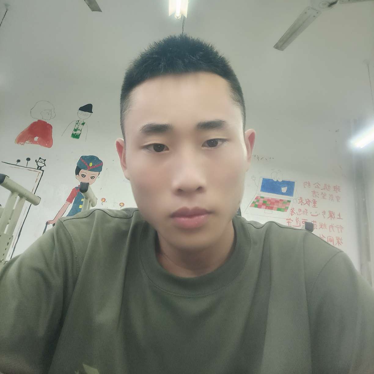 应李洋的照片