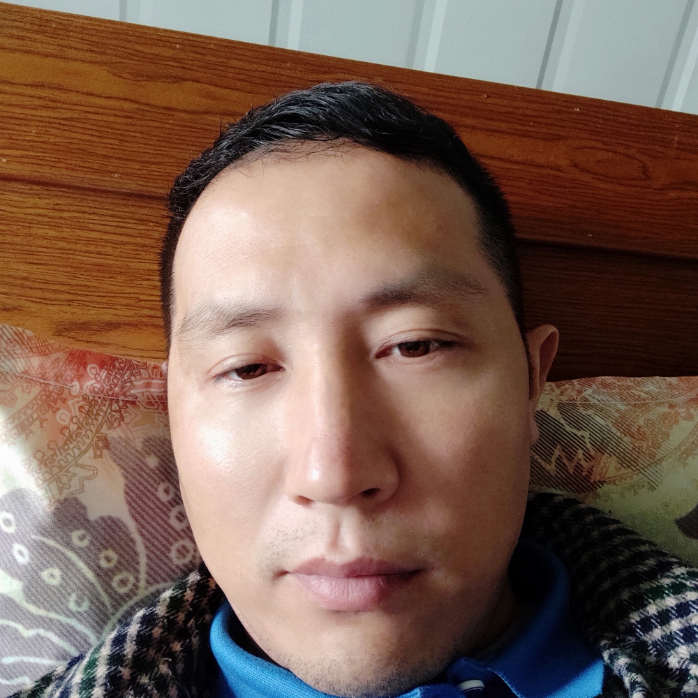 百褶裙邂逅拉长的照片