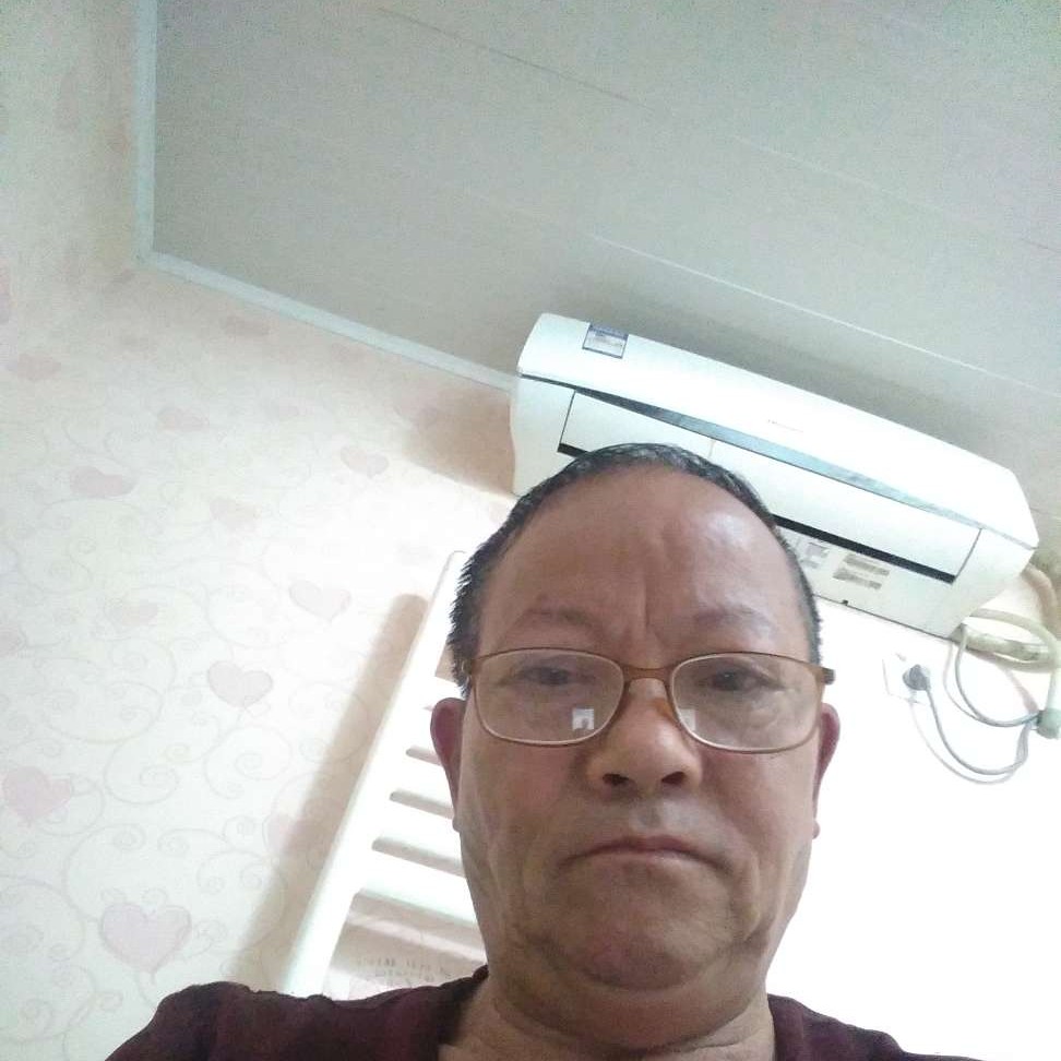 独寂漫步兮颜的照片