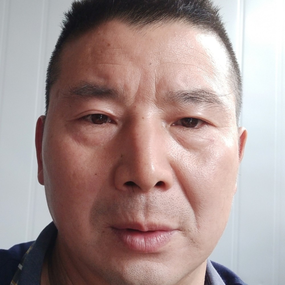 舒荷笑野性的照片
