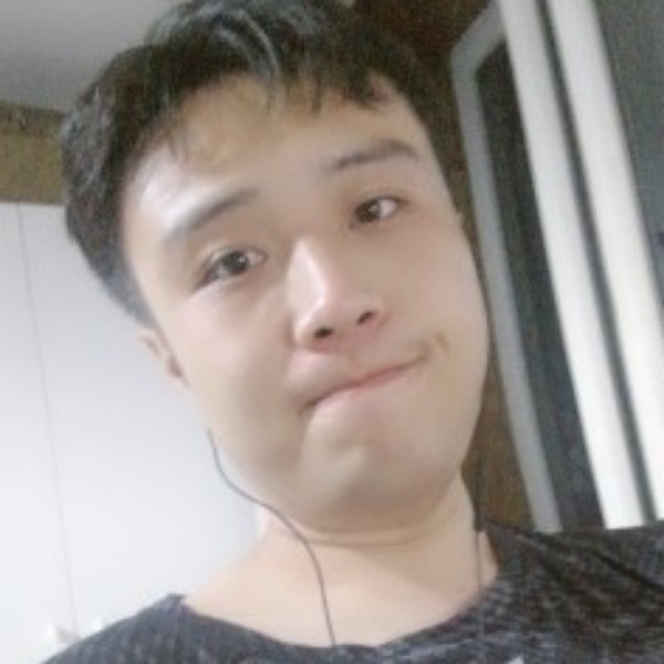 KFC先生的照片