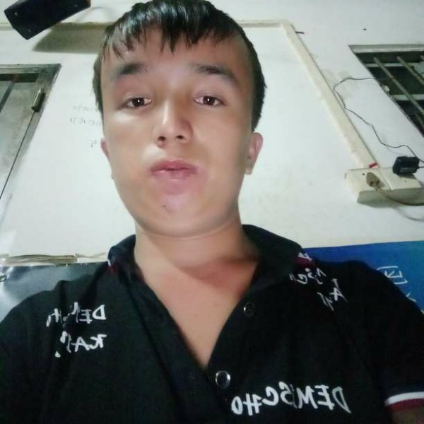 三打扮打扮的照片