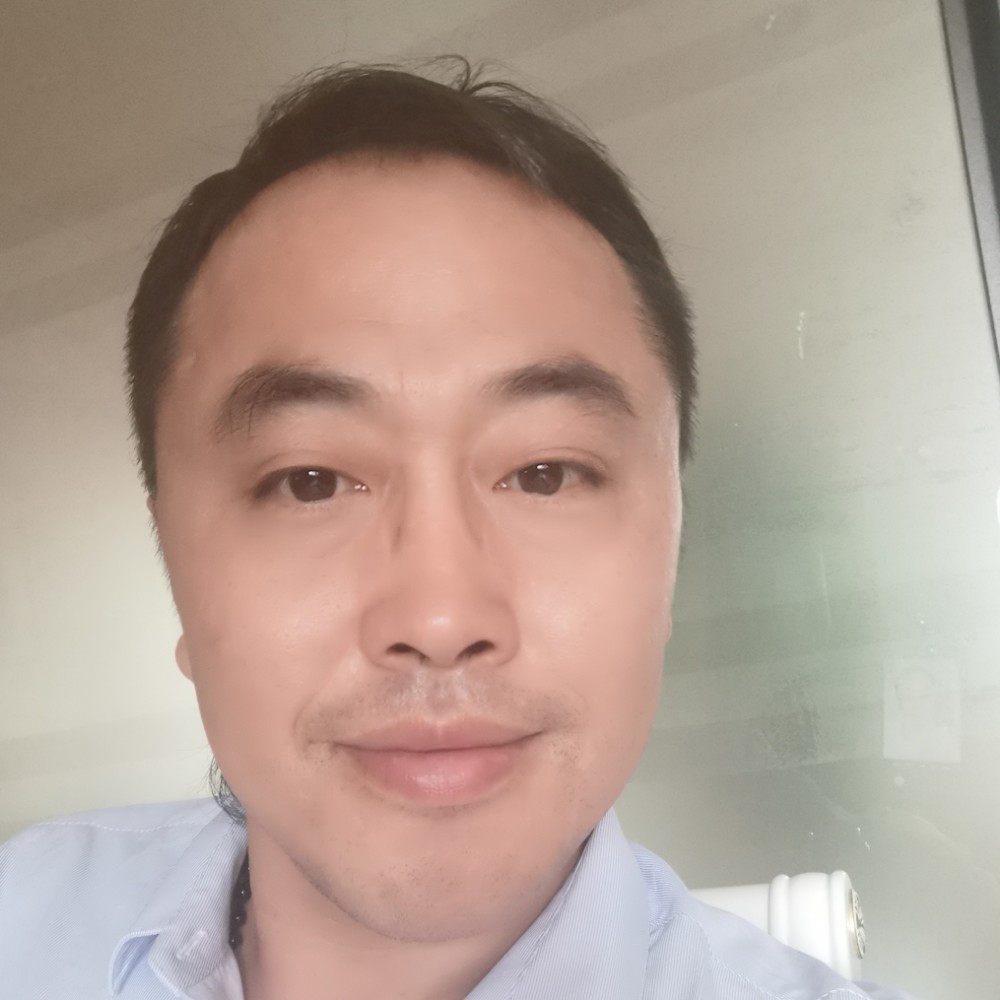 甫聿先生的照片