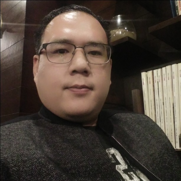 秋隐寒的照片