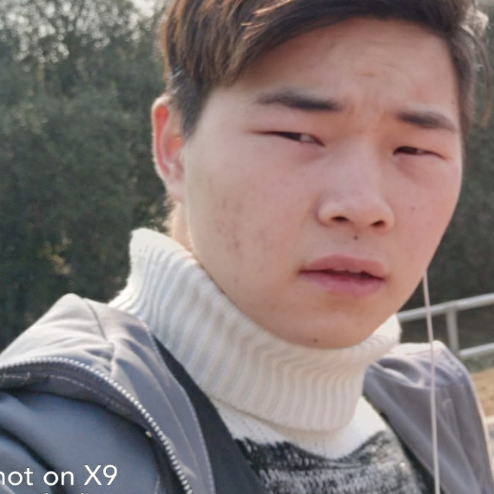 茫茫人海里的她的照片