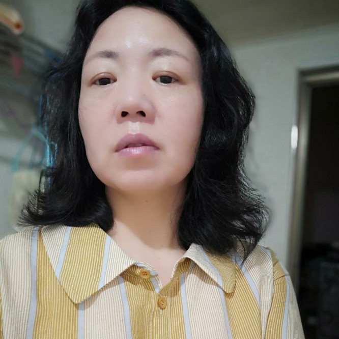 旧颜朴实的照片