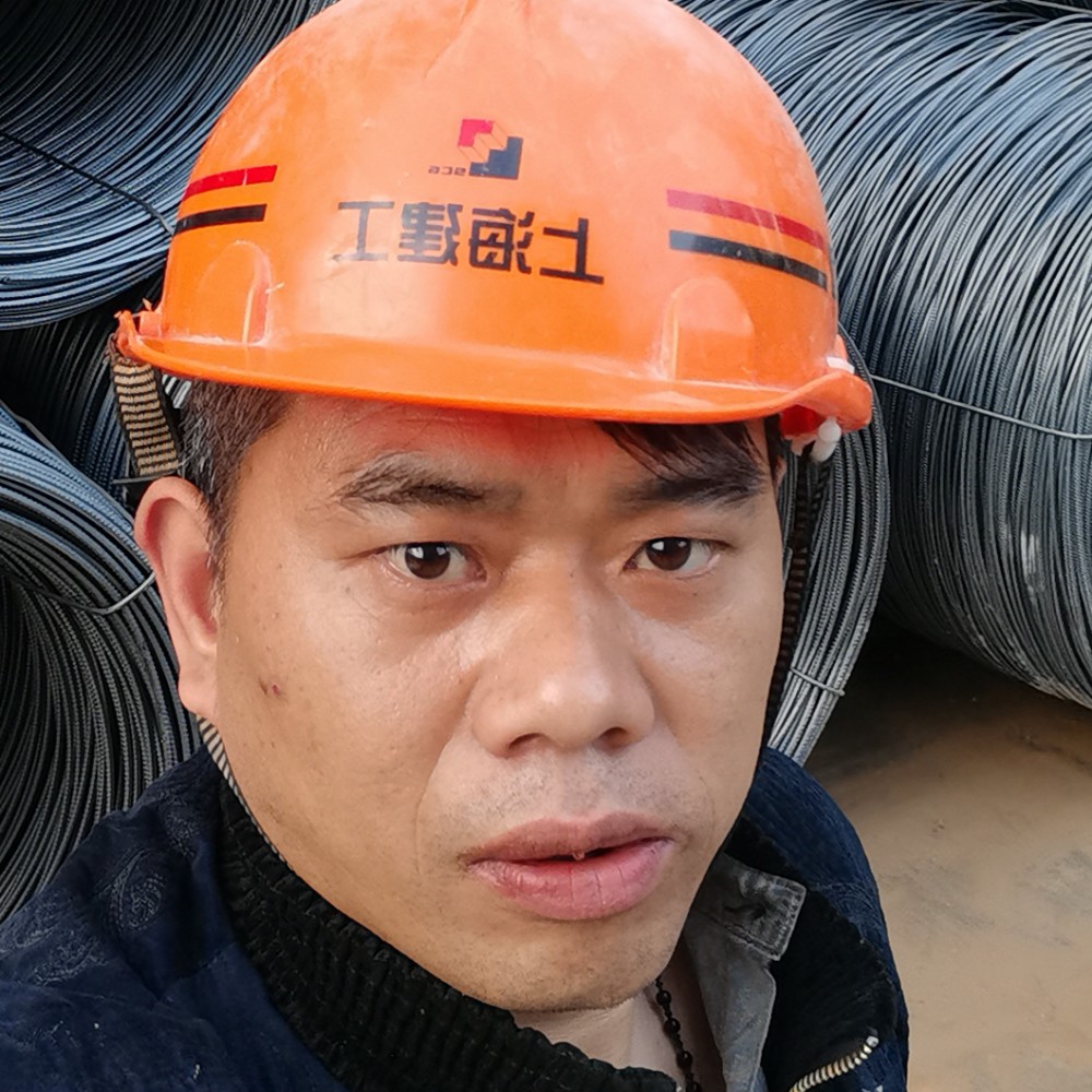 毅—少的照片