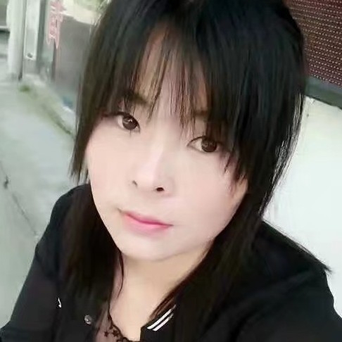 睫毛膏迷离的照片