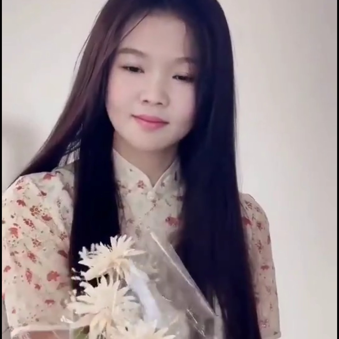 雪见等于御姐的照片