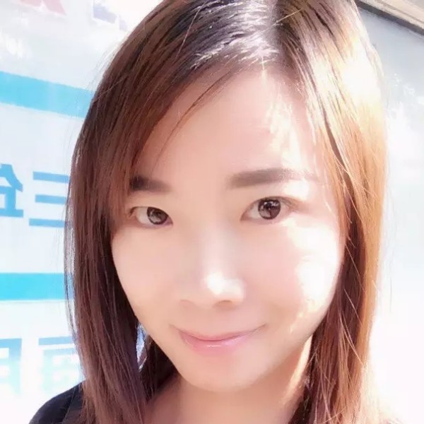 梅格妮烨的照片