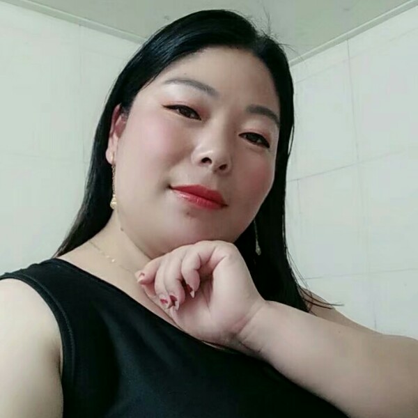 精明放弃唇膏的照片