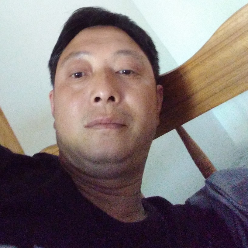 魔镜冷艳的照片