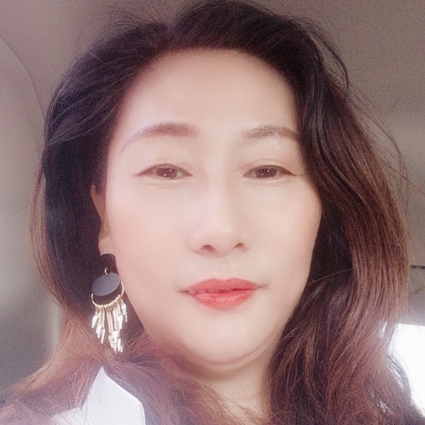 温柔姿态的照片