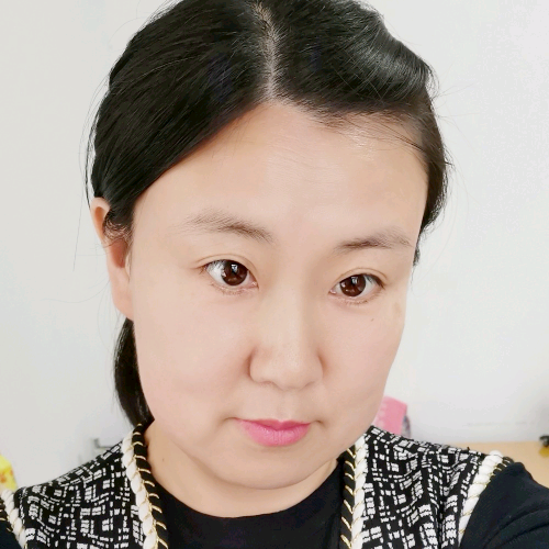 爱撒娇的鼠标的照片