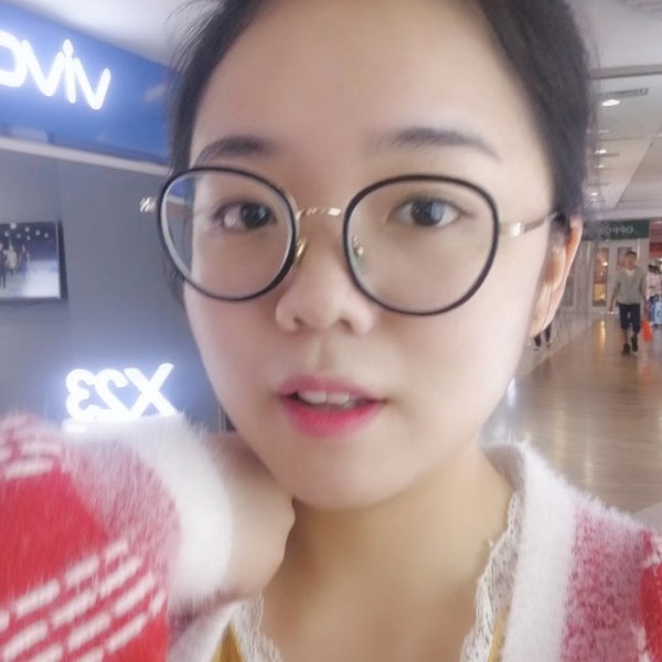 靠近(*￣m￣)的照片