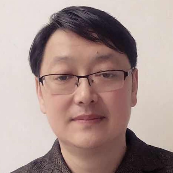 任鹏的照片