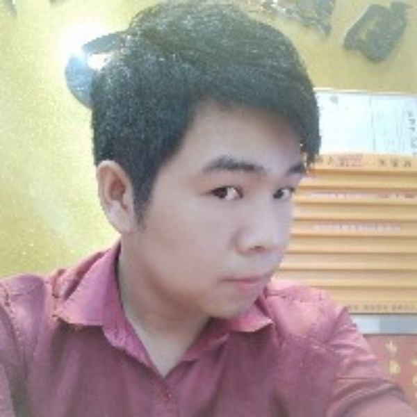 过期的男人的照片