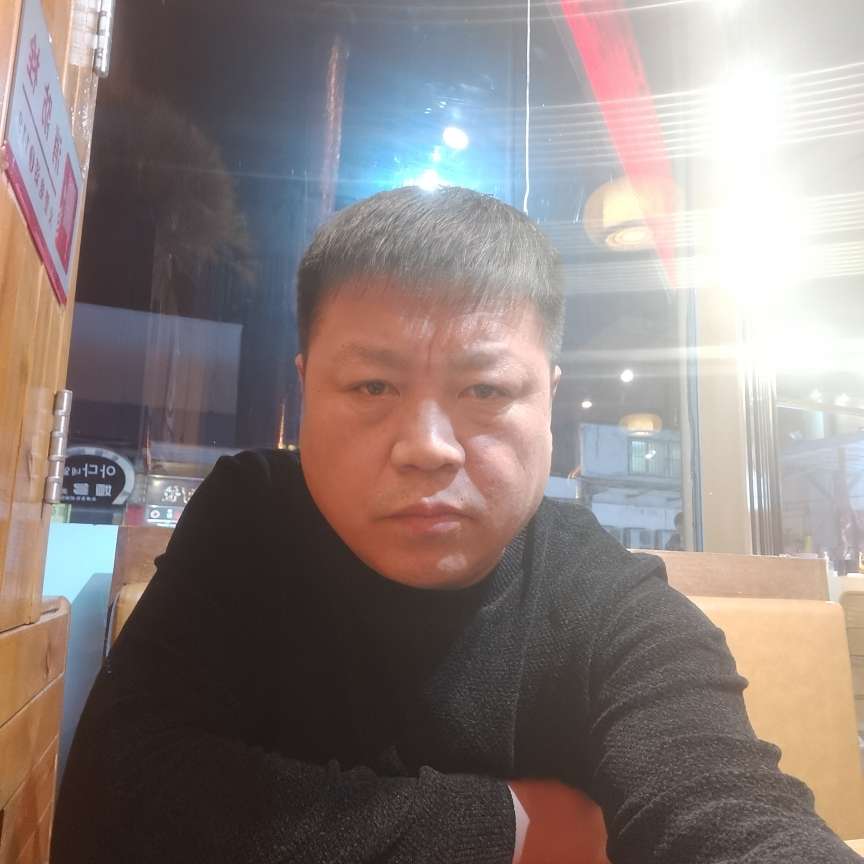 灼热的机器猫的照片