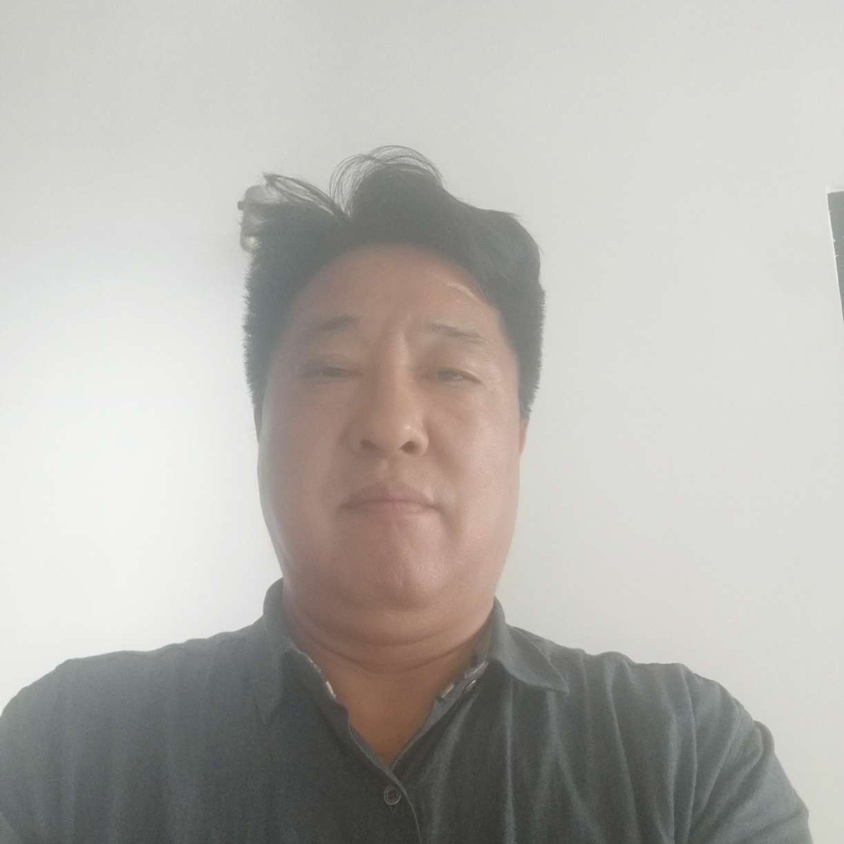 称心闻高山的照片