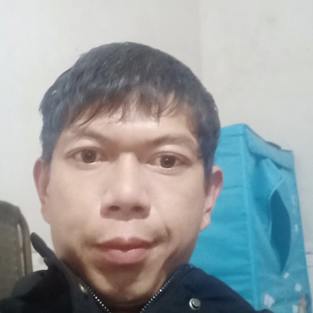 开心的回忆童年的照片
