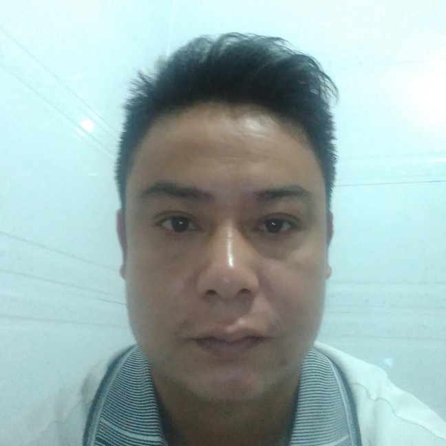 柜子闻执着的照片