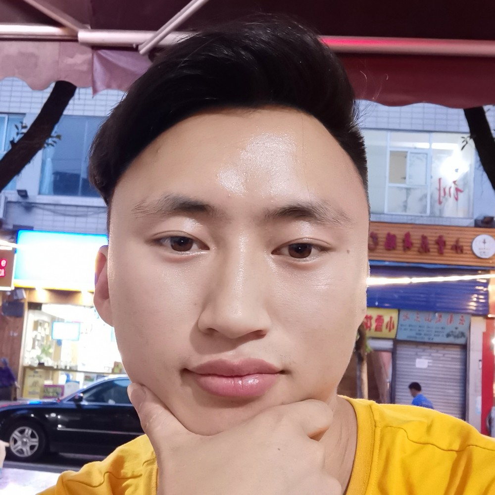 大方漫步冬日的照片