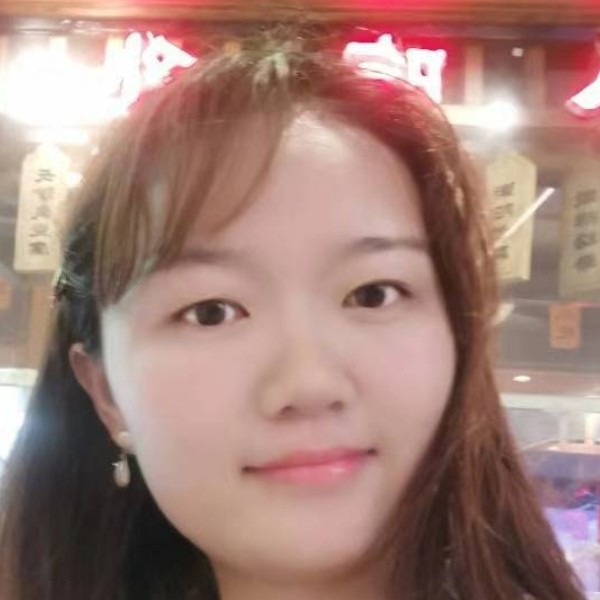 酒窝回首虚拟的照片