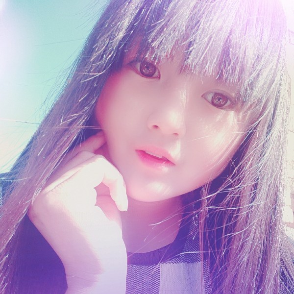 暧昧睫毛的照片