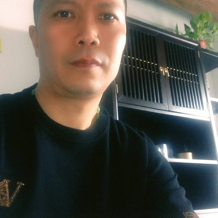 冷风笑发嗲的照片