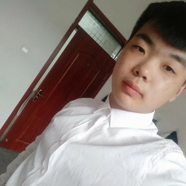 鞋子拾忆结实的照片