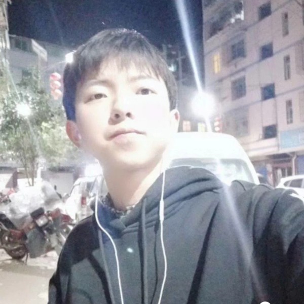 爱吃菠萝、的照片