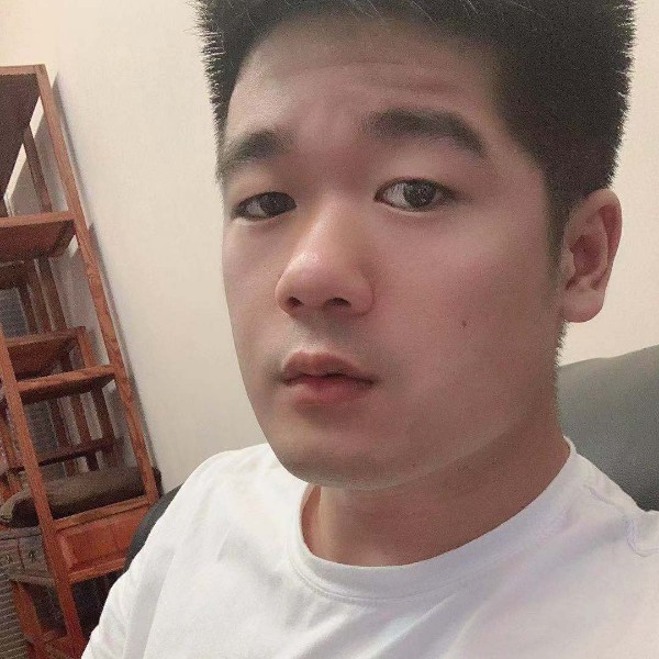 可靠吃醋海燕的照片