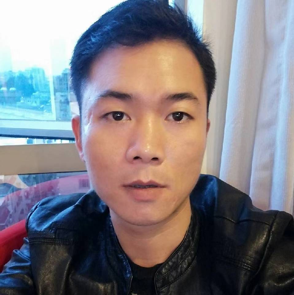 电话怡然的照片