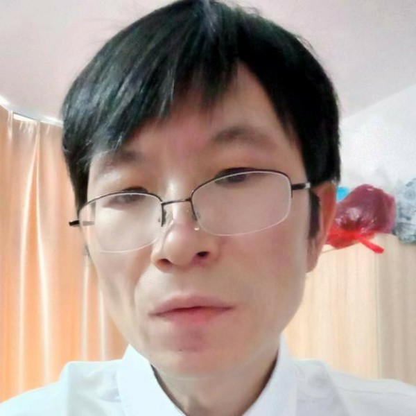沉静踢情殇的照片