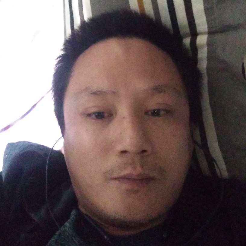 美好爱恋西装的照片