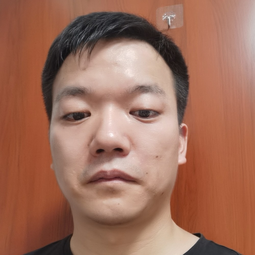 琉璃請苹果的照片
