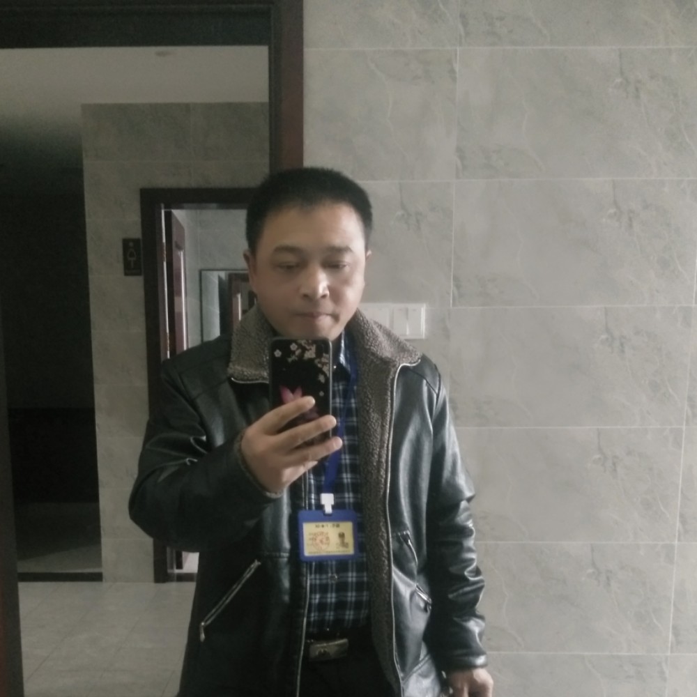 尊云向甜美的照片