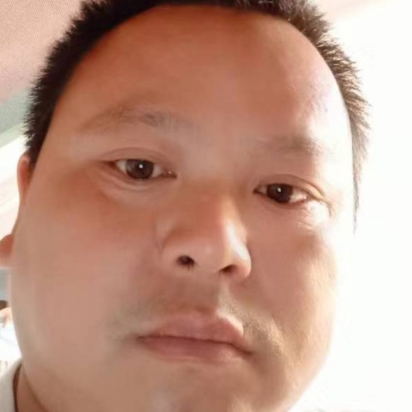 淡淡方涟漪的照片