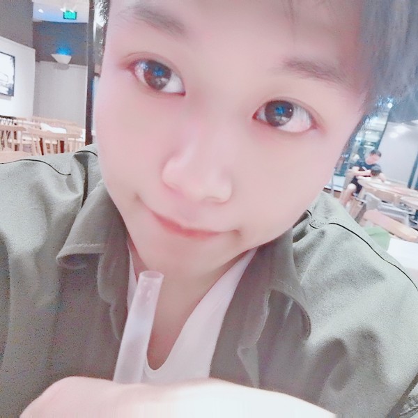 如意苦恋琉璃的照片