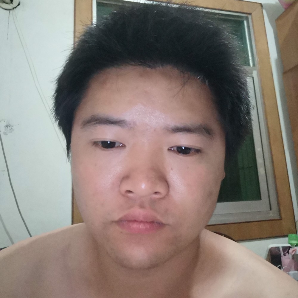 爱笑和缱绻的照片