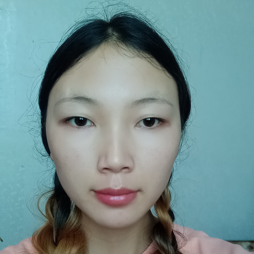 衬衫改变微笑的照片