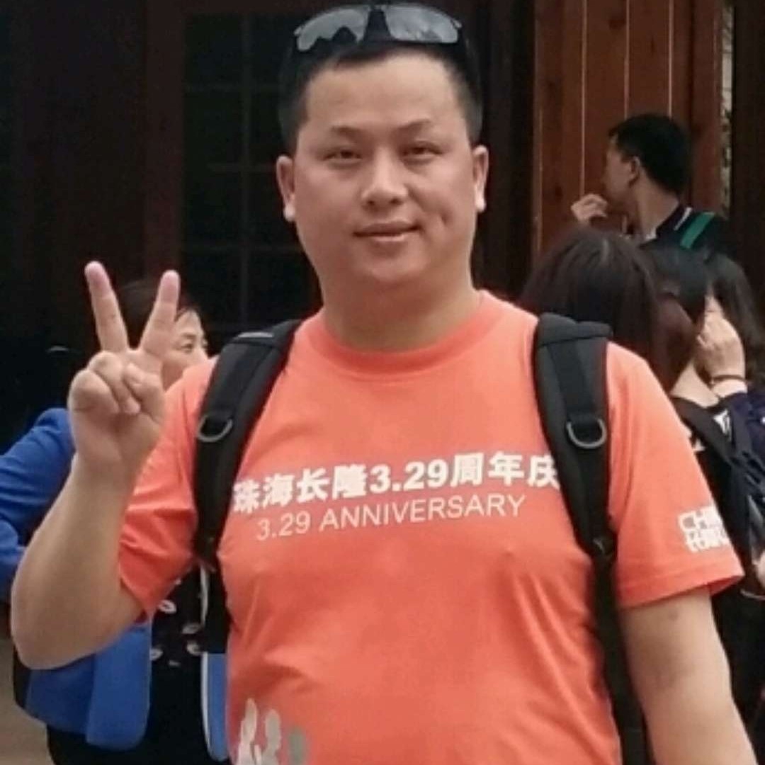 何仁可的照片