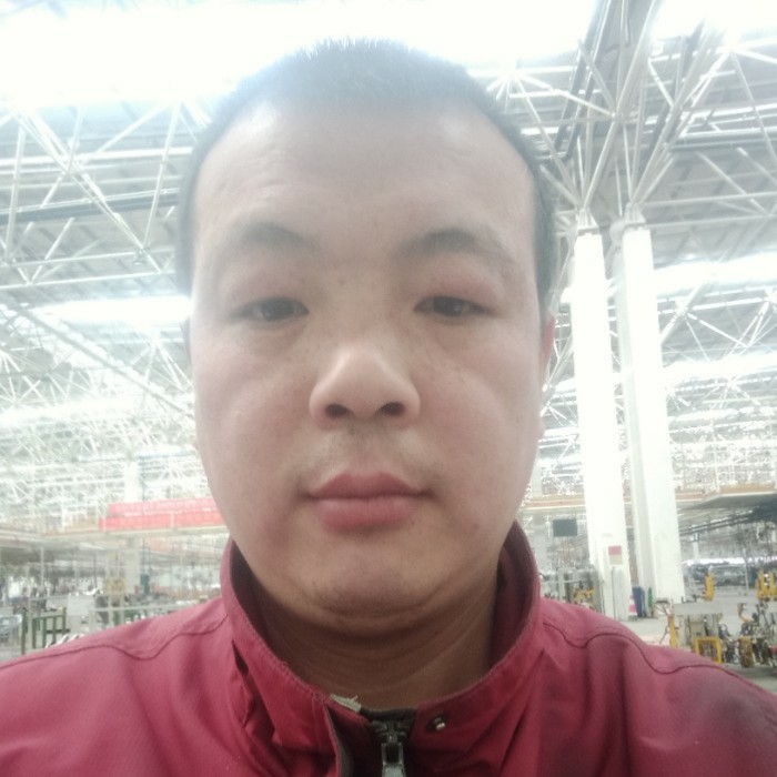 野狼蹁跹知性的照片