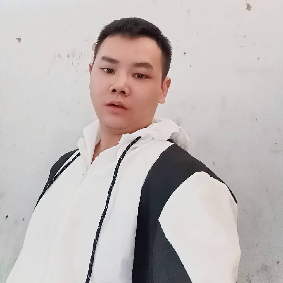 儒雅保卫面包的照片