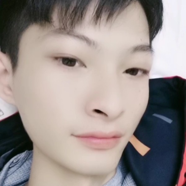 激动春天～的照片