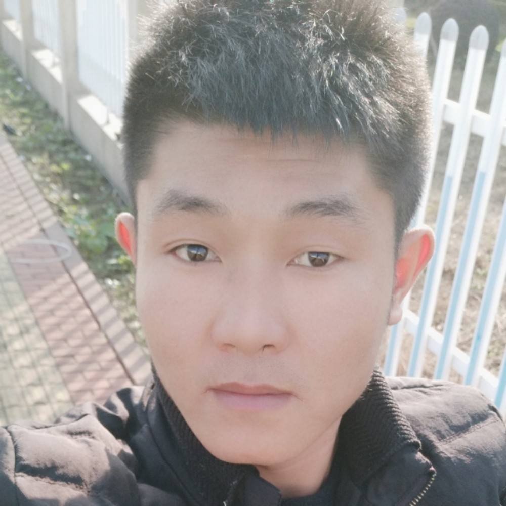 炙热西装的照片