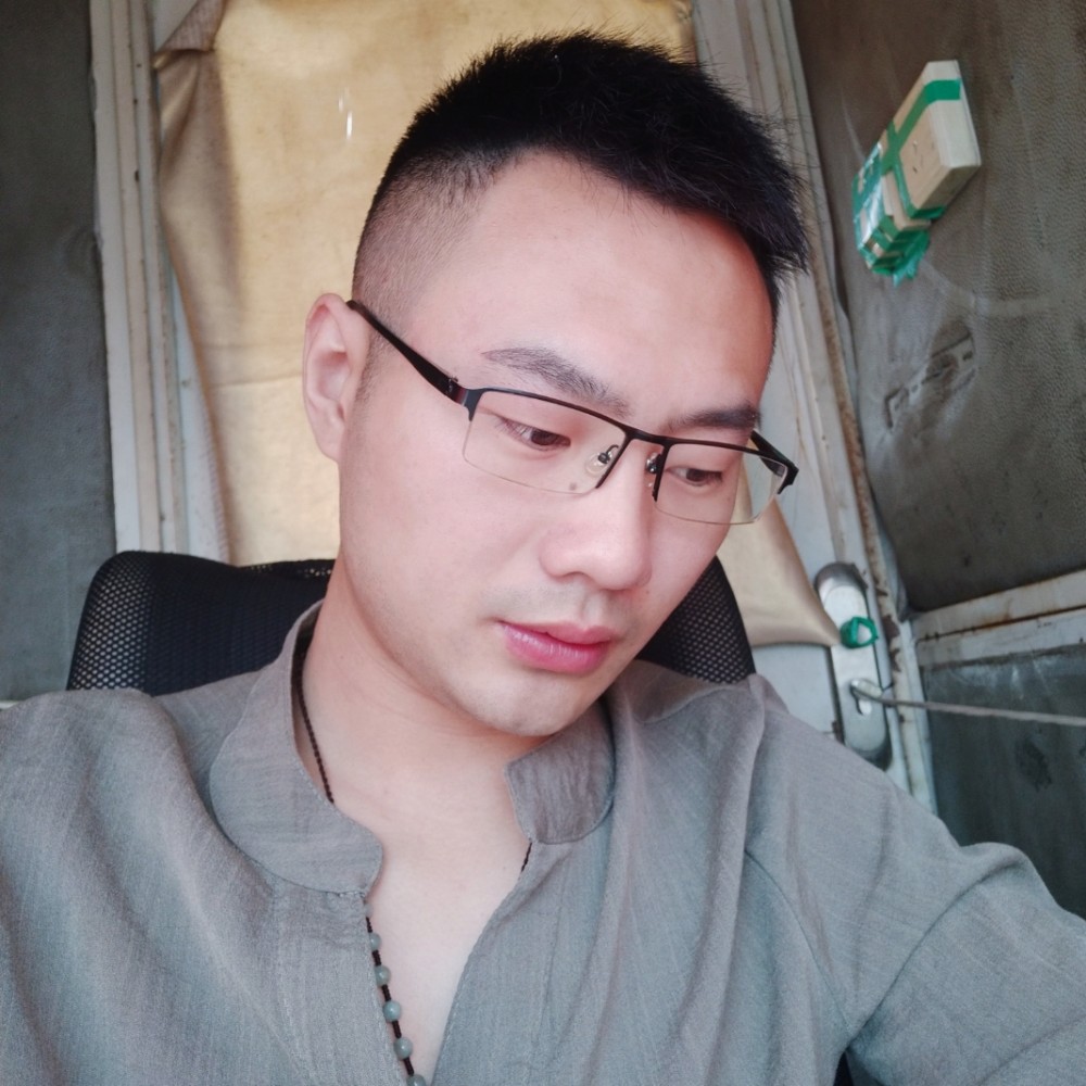 今生与谁的照片