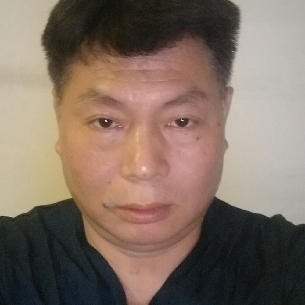 如意与树叶的照片