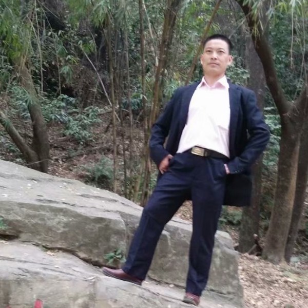 蚂蚁闻愤怒的照片
